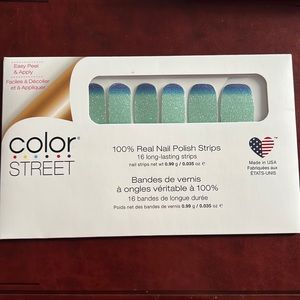 New and sealed Color Street 100% Real Nail Polish Strips - Long Time No Sea